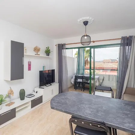 Floral - Large Private Terrace With Pool Daire